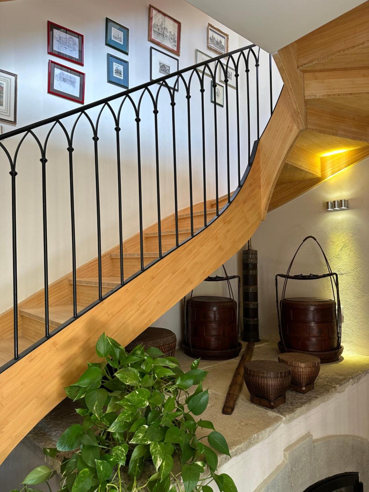 Bed and Breakfast La Cour Carree Рюстрель Экстерьер фото